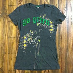 Go green humanity gray t-shirt size small